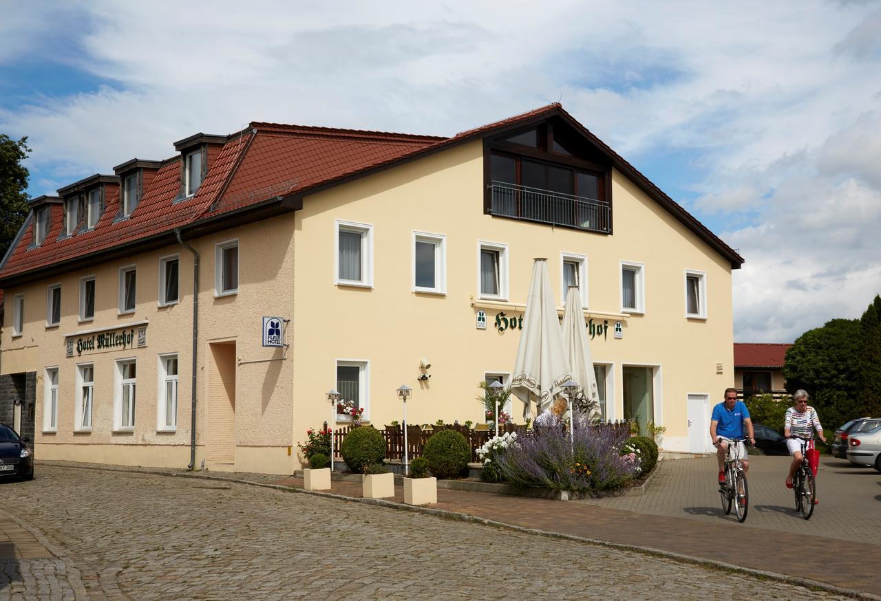 Bed & Breakfast Hotel Muellerhof Caputh Exterior foto